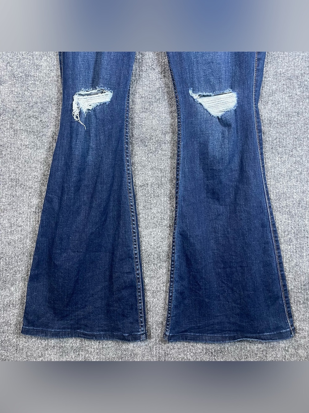 Hollister Womens 8R W29 High Rise Flare Dark Wash Distressed Jeans Stretch Y2K - Picture 5 of 9